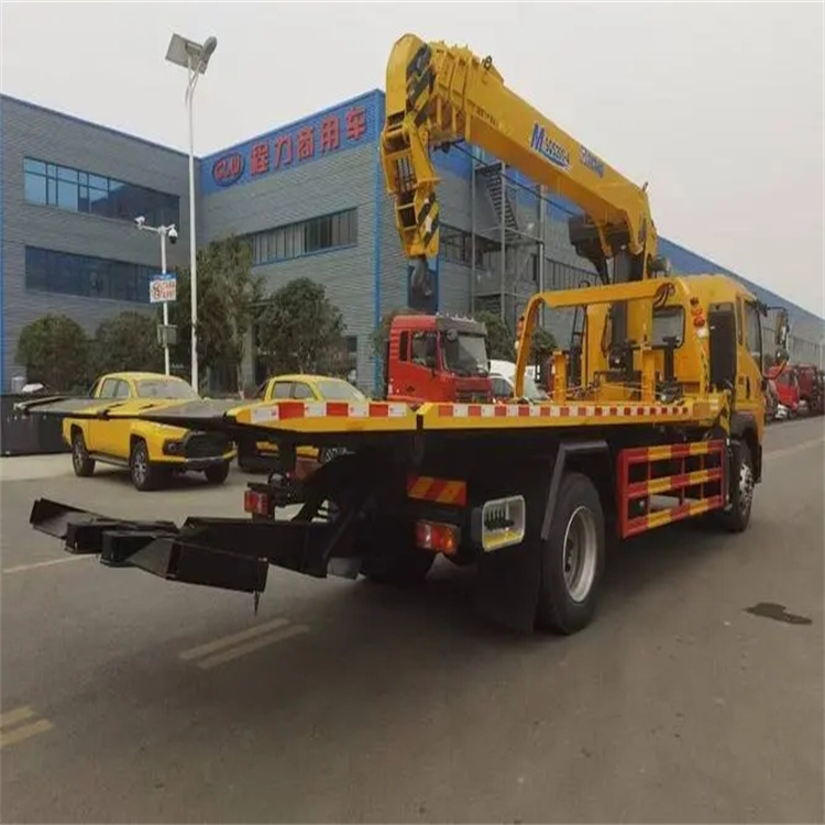 竹溪附近小随车吊出租电话，轻松解决搬运烦恼