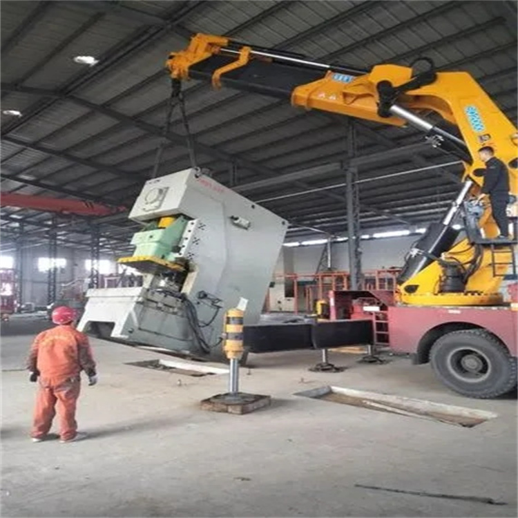 竹溪80吨折臂吊车出租附近电话