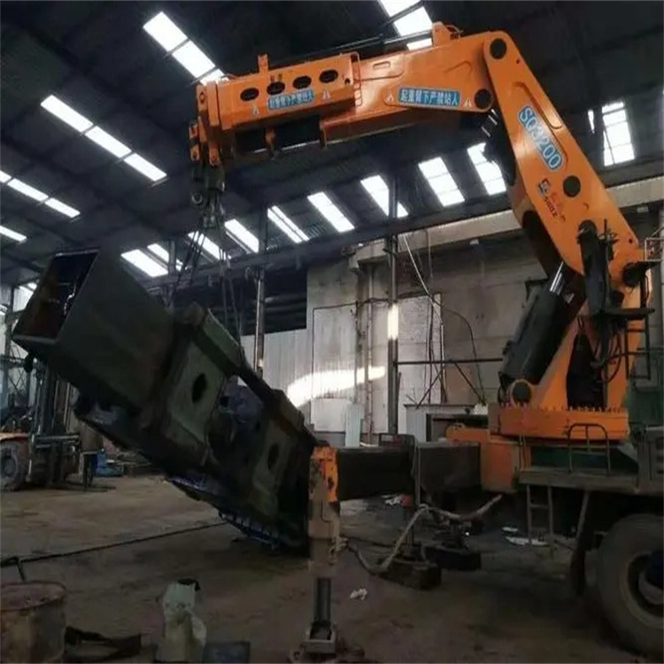 竹溪130吨折臂吊车出租吊机租赁附近电话